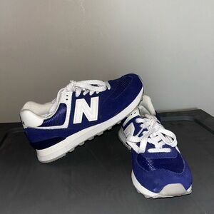 New Balance Blue and White Sneakers Women’s size 6